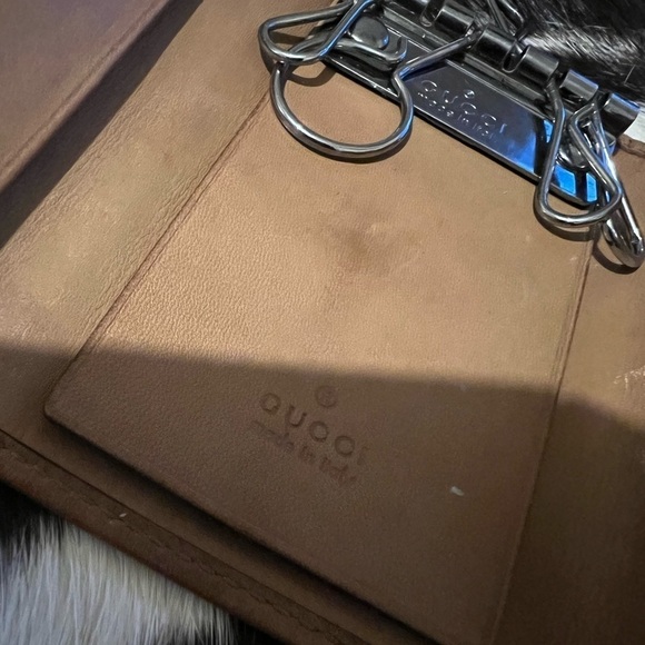 Authentic Gucci Key Holder - Picture 4 of 14